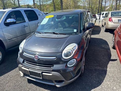Used 2014 FIAT 500L Trekking w/ Popular Equipment Group FWD image 2