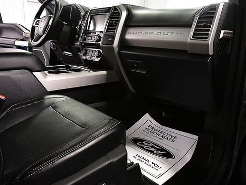 Used 2017 Ford F250 Lariat w/ Lariat Ultimate Package image 29