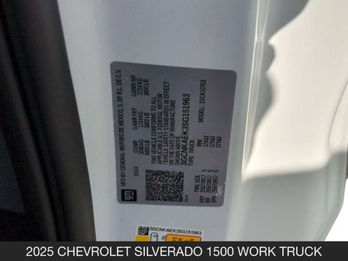 Used 2025 Chevrolet Silverado 1500 W/T AWD/4WD image 24