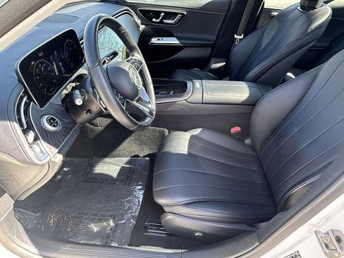 Certified 2025 Mercedes-Benz E 350 4MATIC Sedan image 10