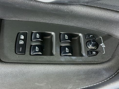 Used 2024 Volvo XC90 B5 Plus image 24