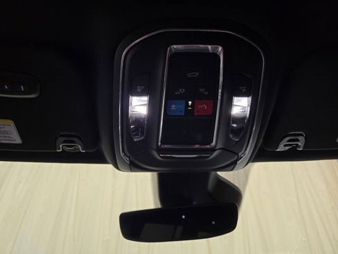 Used 2024 Jeep Wagoneer 4WD w/ Rear Seat Video Group 1 image 27