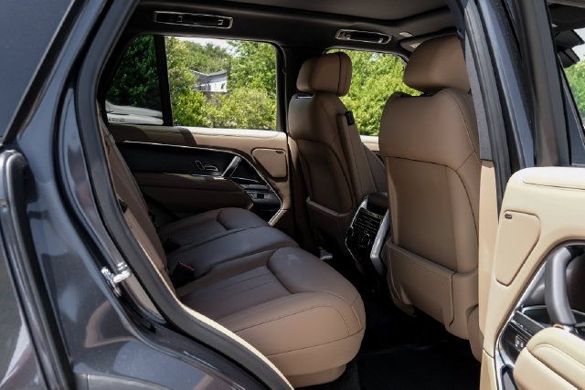 New 2026 Land Rover Range Rover SE AWD/4WD image 49