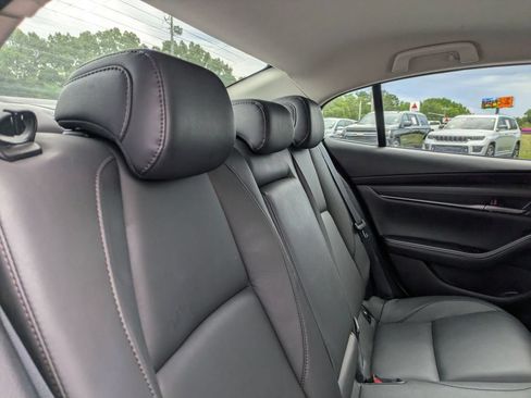 Used 2024 MAZDA MAZDA3 s FWD image 28