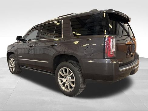 Used 2018 GMC Yukon Denali AWD/4WD image 3
