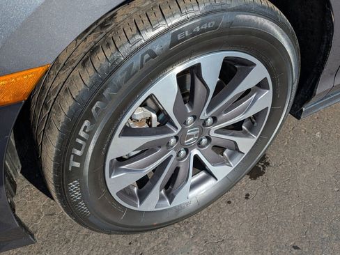 Used 2024 Honda Odyssey EX-L image 16