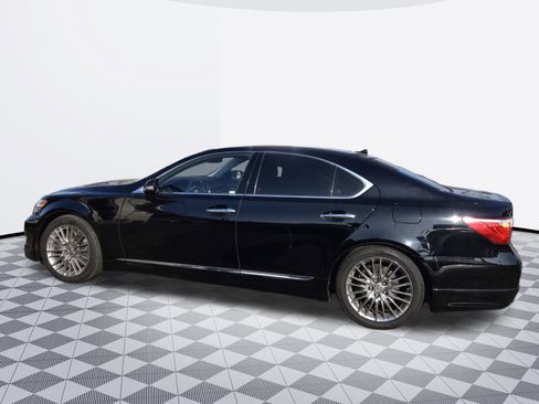 Used 2012 Lexus LS 460 w/ Sport Pkg image 6