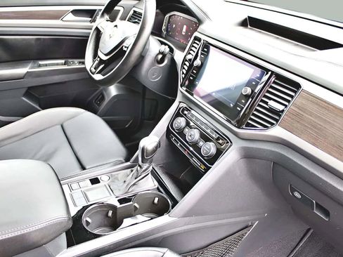 Used 2019 Volkswagen Atlas SEL image 31