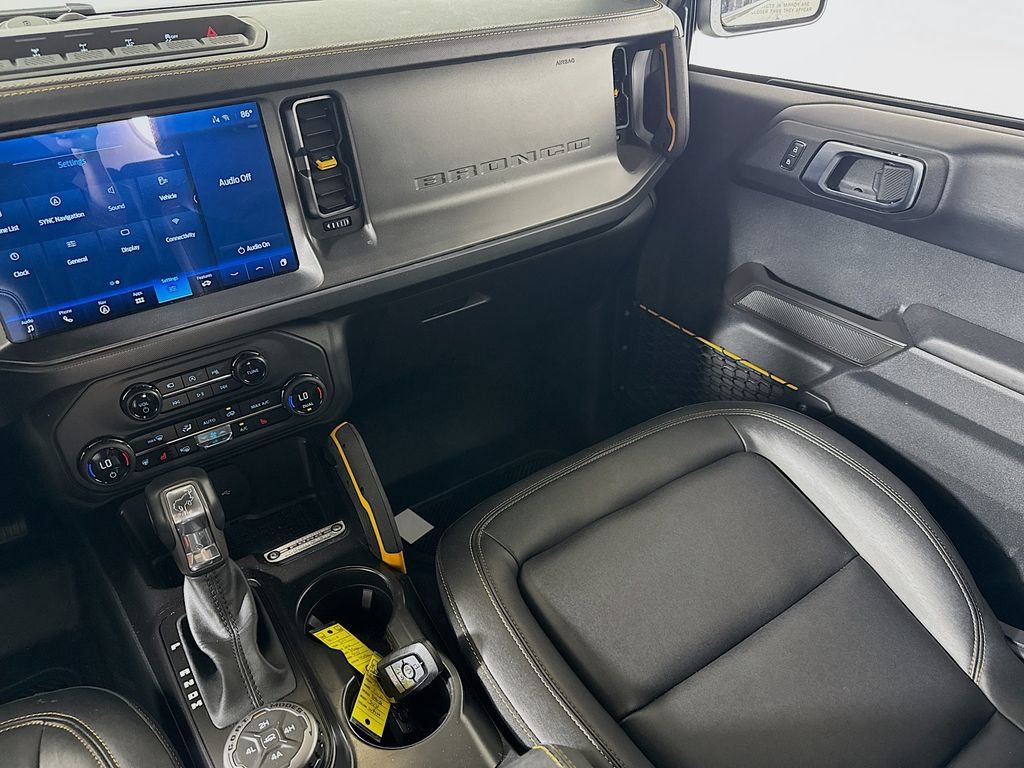 Used 2024 Ford Bronco Badlands AWD/4WD image 23