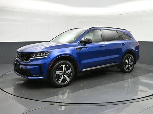 Used 2022 Kia Sorento S image 3