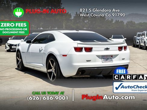 Used 2012 Chevrolet Camaro LS RWD image 2
