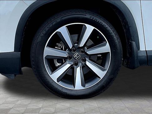 Used 2023 Honda Pilot Touring image 35