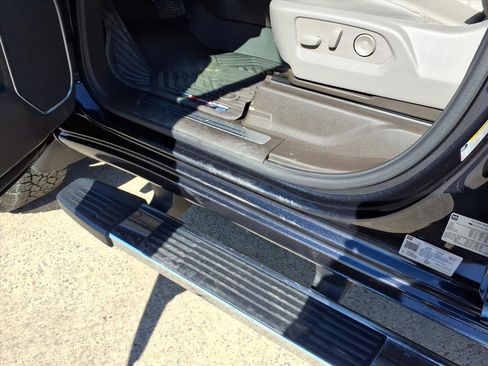 Used 2024 Chevrolet Silverado 2500 LTZ w/ LTZ Plus Package image 18