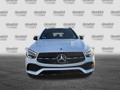 Used 2021 Mercedes-Benz GLC 300 image 3