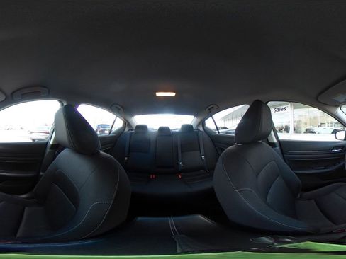 Used 2025 Nissan Altima 2.5 SV image 41