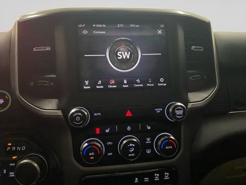 Used 2019 RAM 1500 Big Horn AWD/4WD image 16