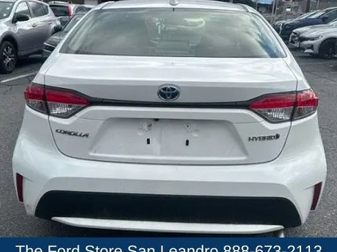 Used 2021 Toyota Corolla LE FWD image 19