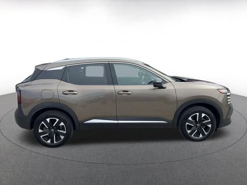 Used 2026 Nissan Kicks SR AWD/4WD image 15