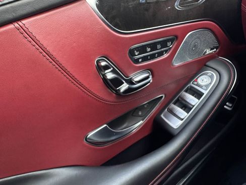 Used 2017 Mercedes-Benz S 550 Cabriolet image 26