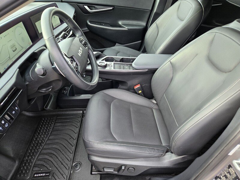 Certified 2023 Kia EV6 Wind RWD image 11