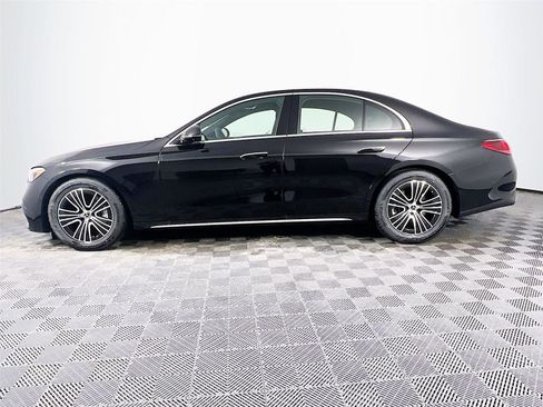 New 2026 Mercedes-Benz E 450 4MATIC Sedan image 3
