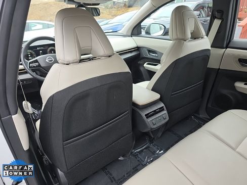 Used 2023 Nissan Ariya AWD image 31