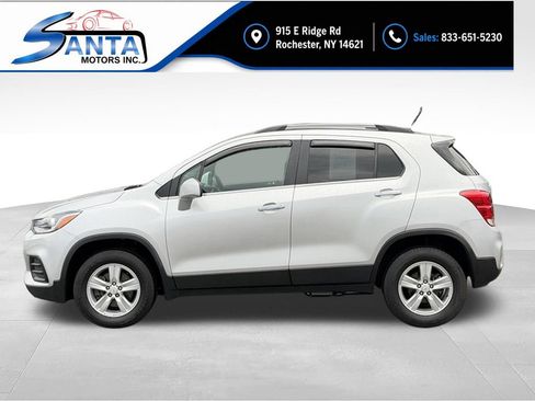 Used 2019 Chevrolet Trax LT w/ LT Convenience Package AWD/4WD image 5