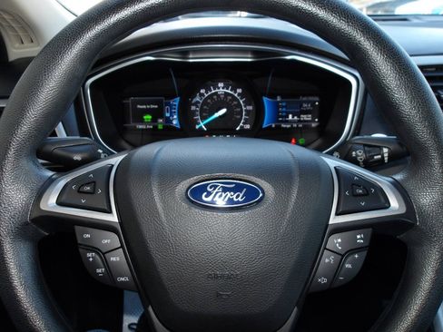 Used 2018 Ford Fusion S FWD image 14
