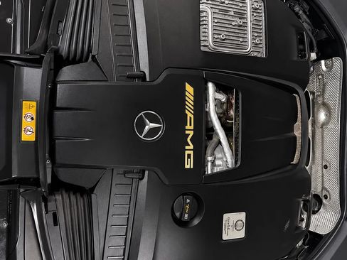 Used 2019 Mercedes-Benz AMG GT 63 image 30