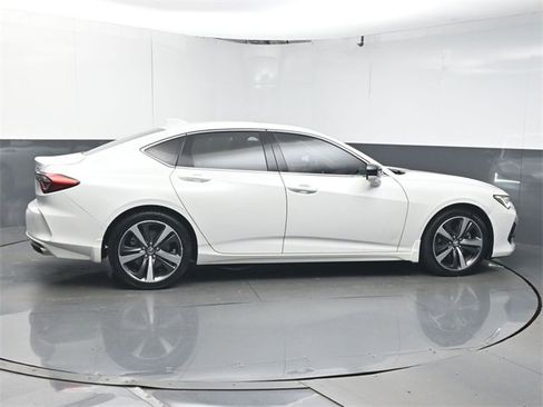 Used 2024 Acura TLX w/ Technology Package image 8