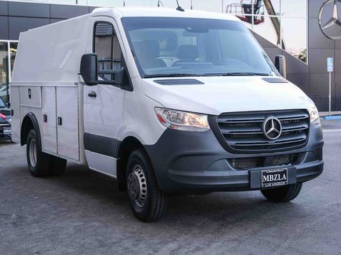 Used 2023 Mercedes-Benz Sprinter 3500 w/ Acoustic Package image 3