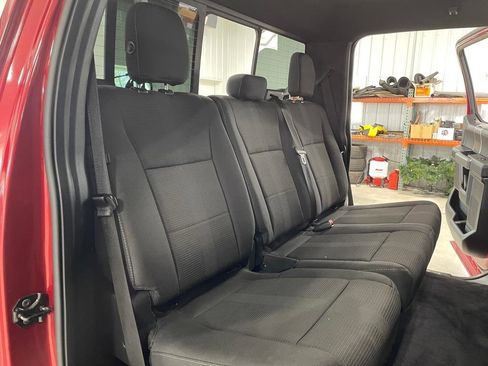 Used 2015 Ford F150 XLT w/ Equipment Group 302A Luxury image 20