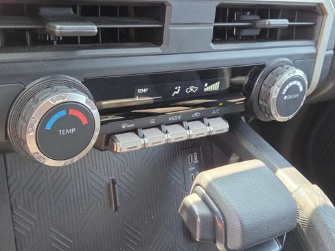 Used 2024 Toyota Tacoma SR5 RWD image 22