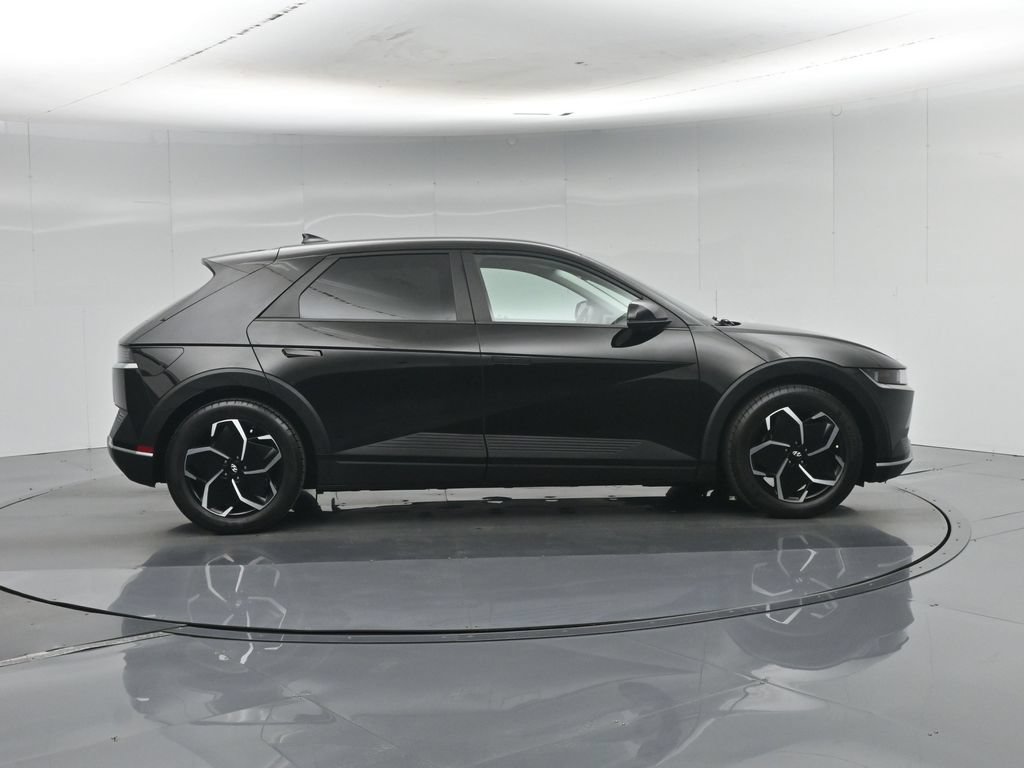 Used 2022 Hyundai Ioniq 5 SEL RWD image 30