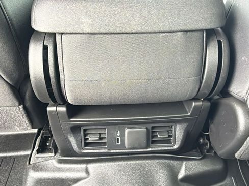 Used 2023 Chevrolet Silverado 1500 LT image 25
