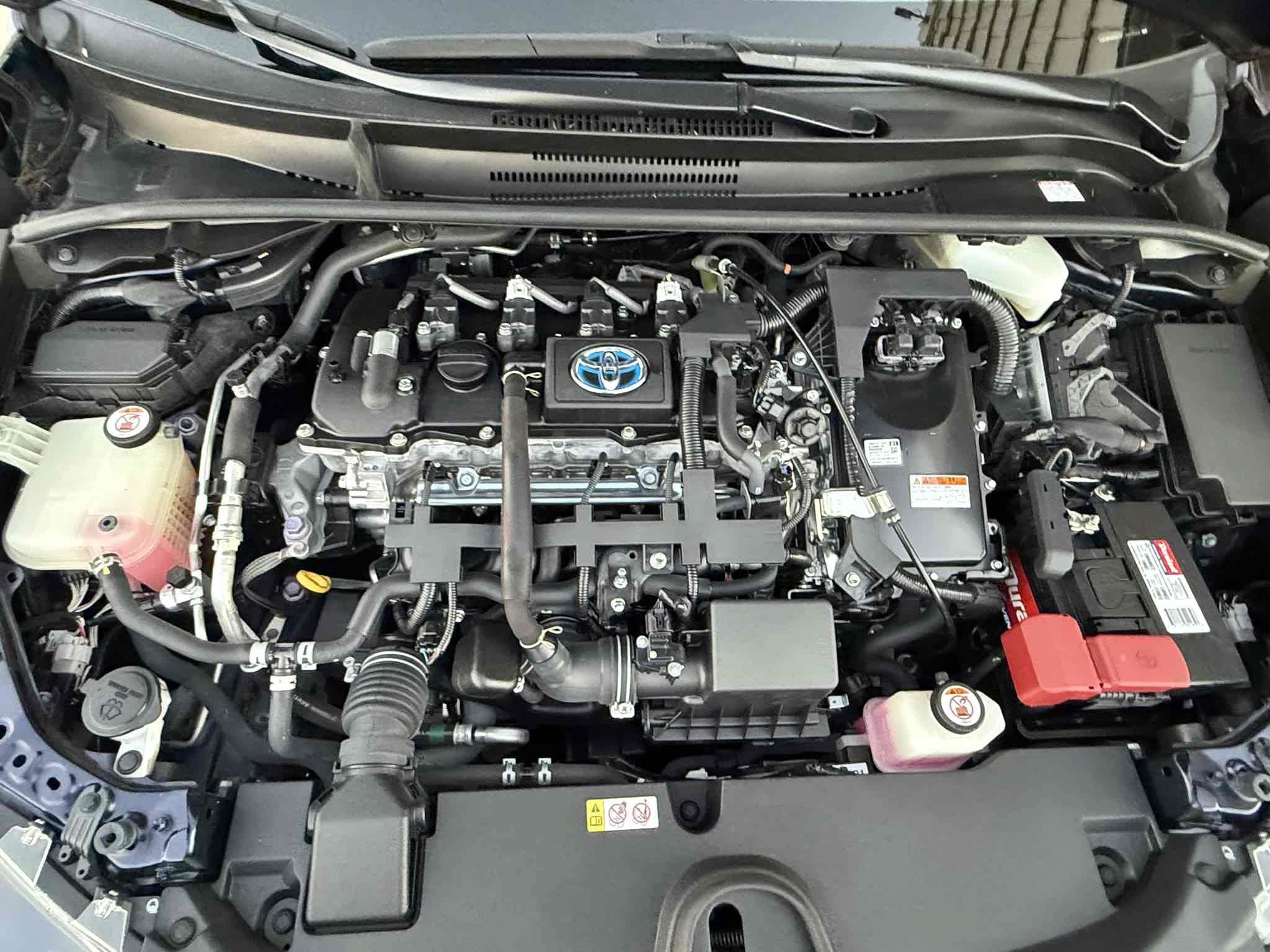 Used 2020 Toyota Corolla LE FWD image 98