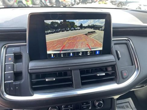 Used 2023 Chevrolet Suburban Z71 w/ Luxury Package AWD/4WD image 22