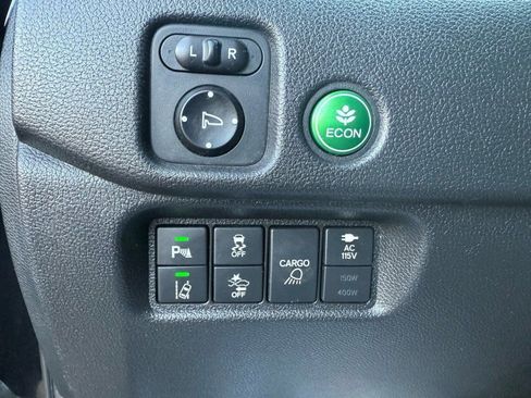 Used 2017 Honda Ridgeline Black Edition image 16