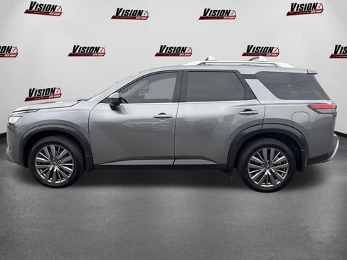 Certified 2023 Nissan Pathfinder SL w/ SL Premium Package AWD/4WD image 10