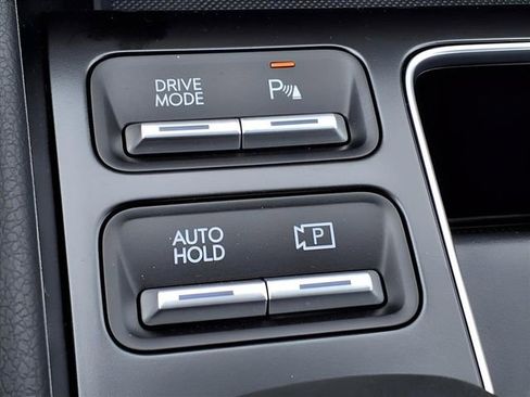 New 2025 Hyundai Sonata Limited image 22