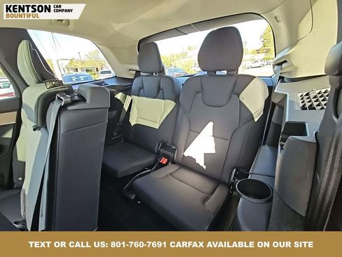 Used 2025 Volvo XC90 B5 Plus image 6