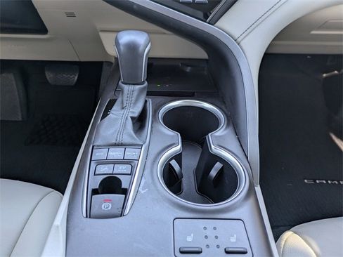Used 2022 Toyota Camry XLE image 17