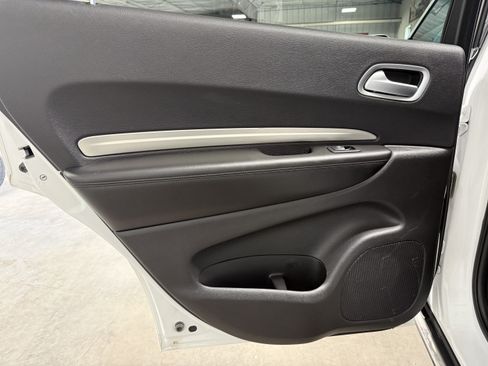 Used 2020 Dodge Durango AWD image 19