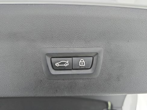 Used 2022 BMW X4 xDrive30i w/ Parking Assistance Package image 13