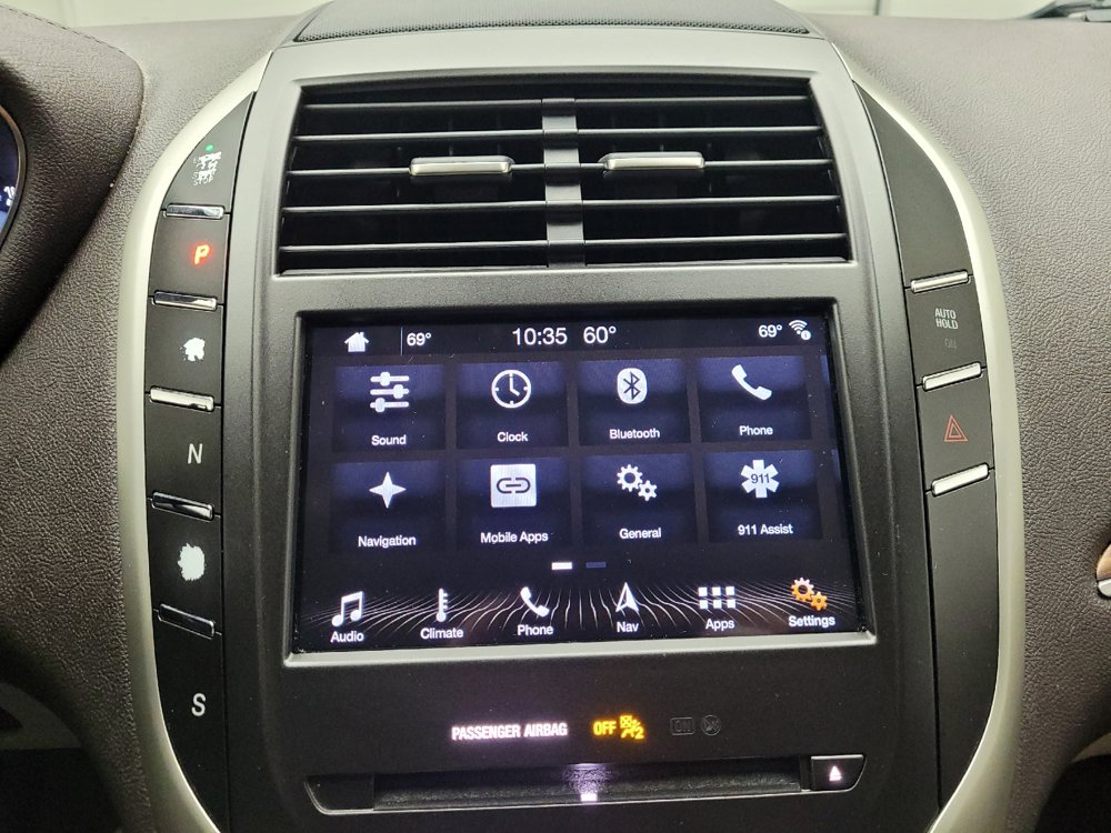 Used 2019 Lincoln MKC Select w/ Select Plus Package AWD/4WD image 25