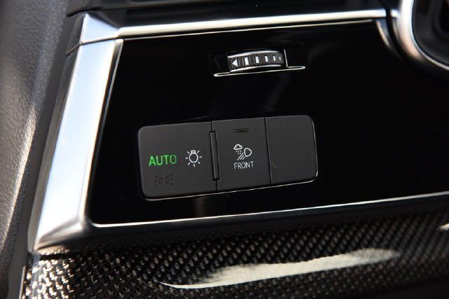 Used 2021 Audi SQ7 Premium Plus w/ Executive Package AWD/4WD image 12