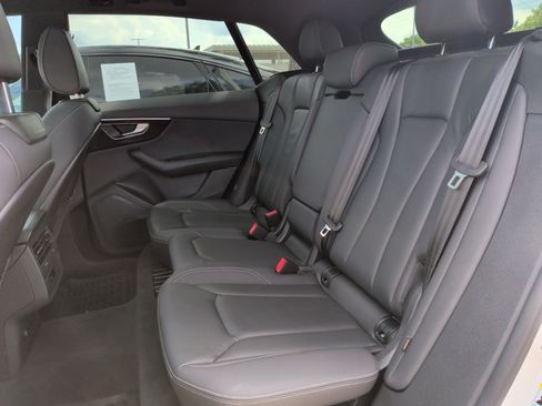 Certified 2024 Audi Q8 Premium w/ Black Optic Package AWD/4WD image 33
