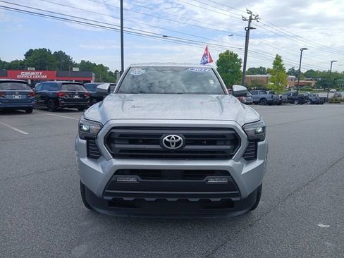 Used 2024 Toyota Tacoma SR5 RWD image 2