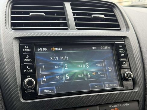 Used 2025 Mitsubishi Outlander Sport ES AWD/4WD image 3