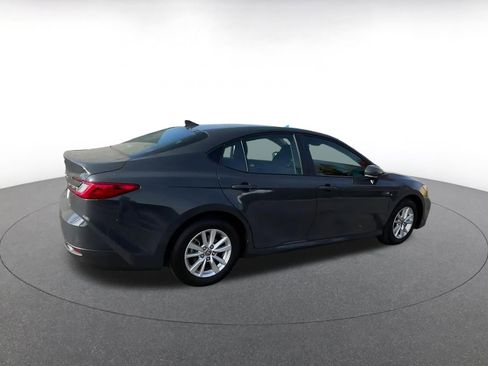 Used 2025 Toyota Camry LE image 15